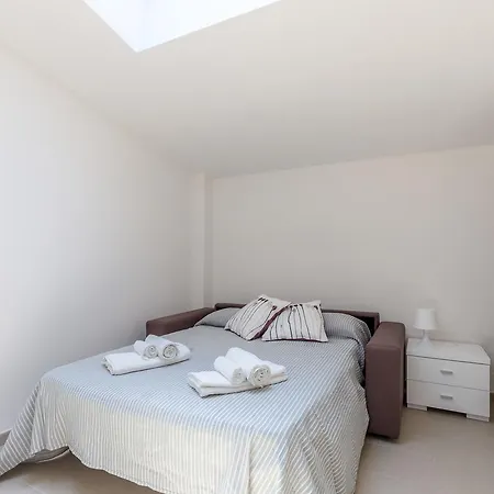 Apartment B, Palazzo Quaroni